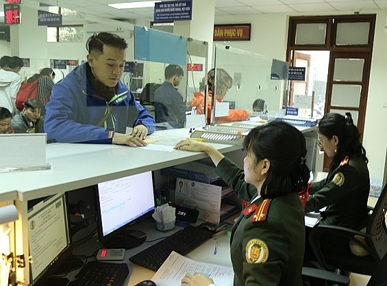 Tổng cục Thuế cho biết sẽ nghiên cứu sửa đổi một số quy định để vừa đảm bảo tính công bằng, vừa hỗ trợ người nộp thuế duy trì hoạt động sản xuất, kinh doanh. Tổng cục Thuế cho biết sẽ nghiên cứu sửa đổi một số quy định để vừa đảm bảo tính công bằng, vừa hỗ trợ người nộp thuế duy trì hoạt động sản xuất, kinh doanh.