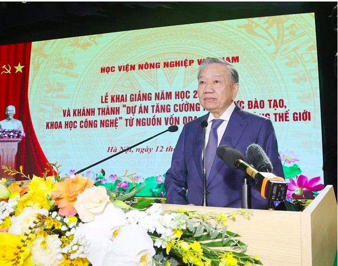 Tổng Bí thư, Chủ tịch nước Tô Lâm phát biểu tại Lễ khai giảng năm học 2024 - 2025 của Học viện Nông nghiệp Việt Nam. Ảnh: Trí Dũng/TTXVN