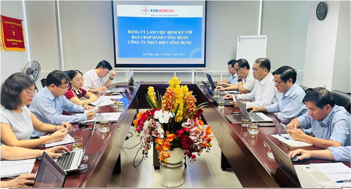 Đảng ủy Công ty Thủy điện Sông Bung làm việc với Ban chấp hành Công đoàn về công tác chăm lo cho người lao động Đảng ủy Công ty Thủy điện Sông Bung làm việc với Ban chấp hành Công đoàn về công tác chăm lo cho người lao động