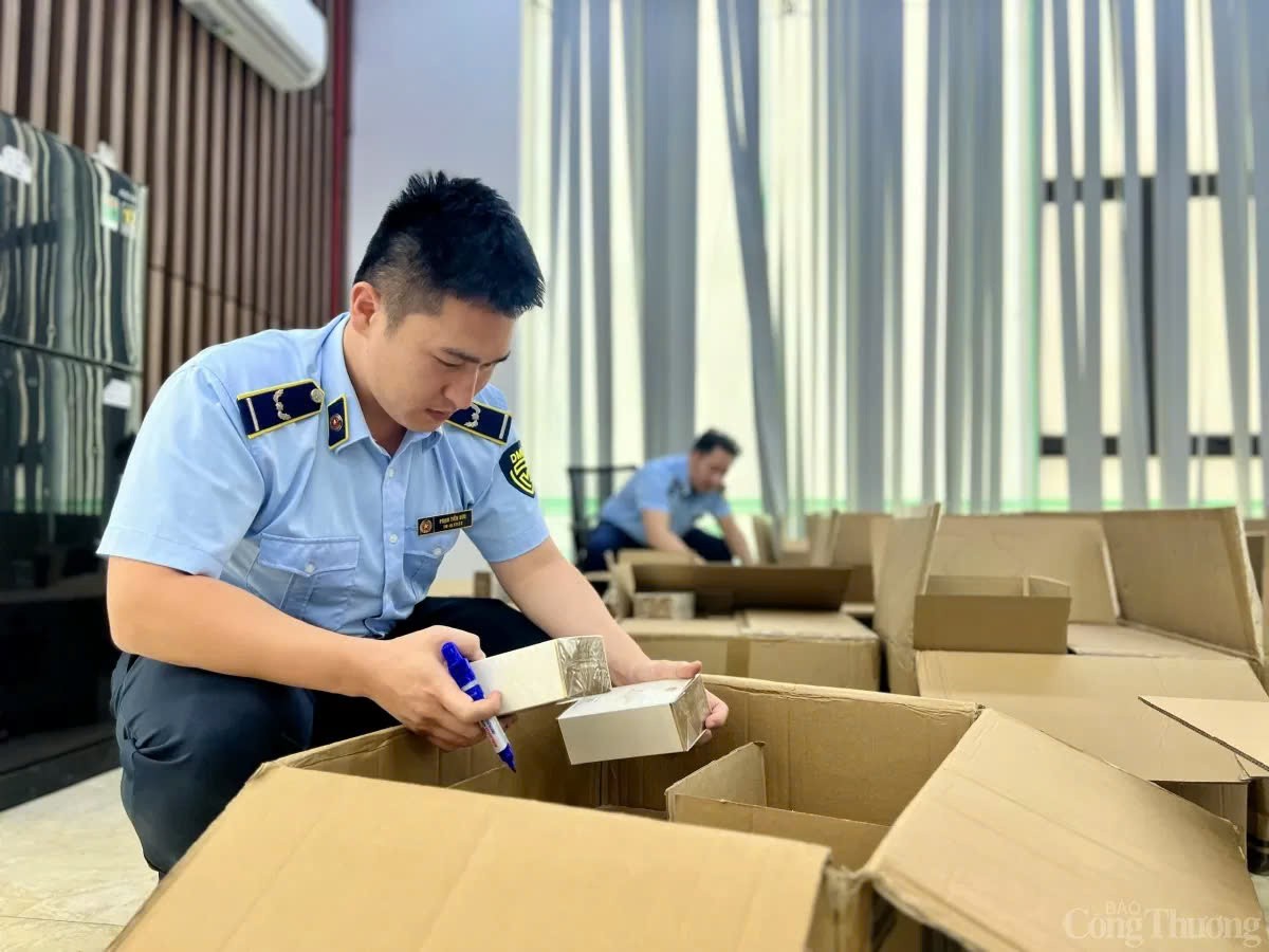 Đẩy mạnh kiểm tra, xử lý hàng hóa vi phạm về sở hữu trí tuệ Đẩy mạnh kiểm tra, xử lý hàng hóa vi phạm về sở hữu trí tuệ