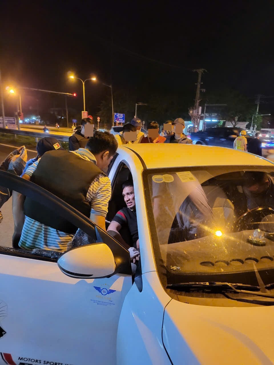 Trần Bảo Quốc bị lực lượng công an Đà Nẵng đón lõng, bắt quả tang Trần Bảo Quốc bị lực lượng công an Đà Nẵng đón lõng, bắt quả tang
