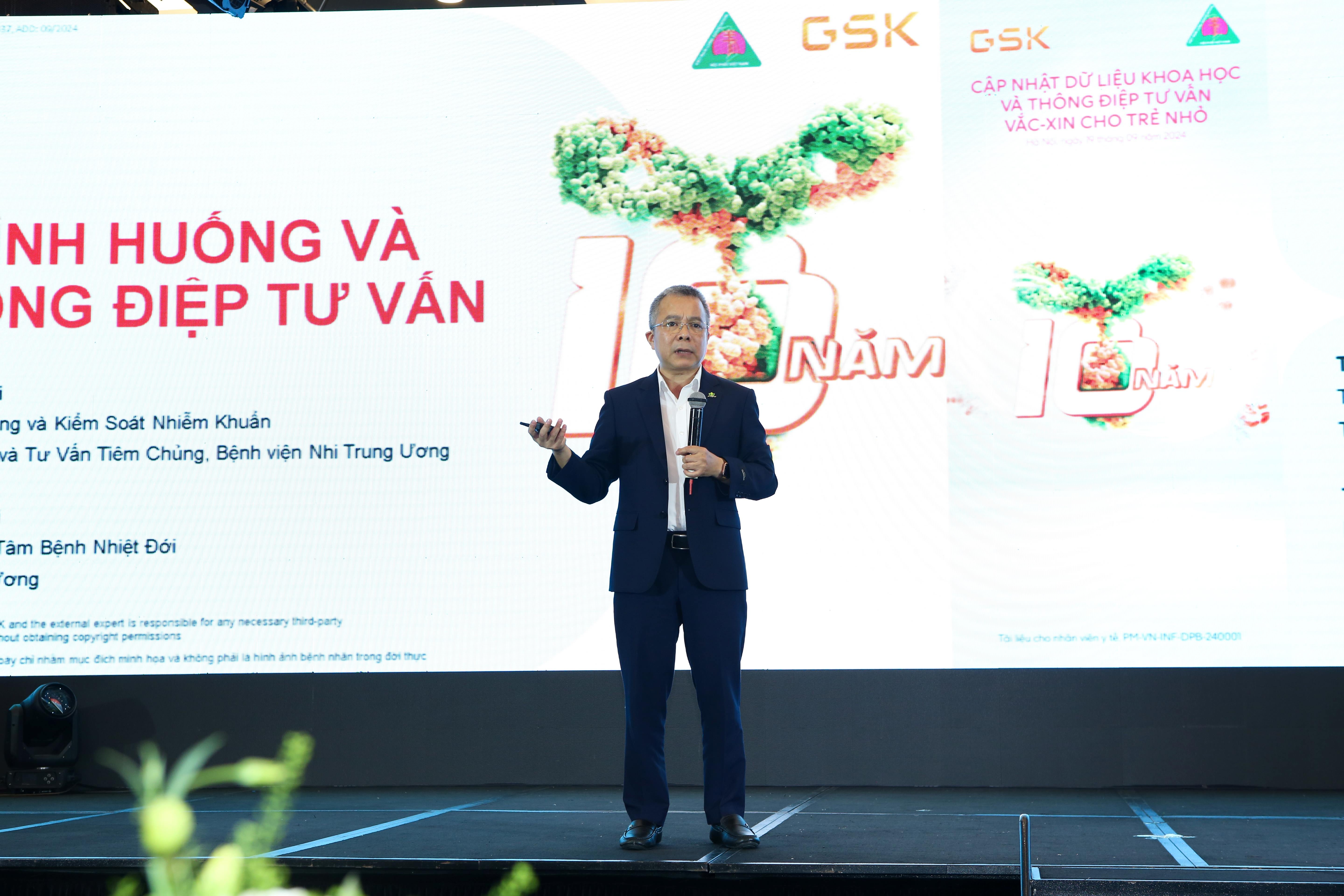 Tiêm chủng sớm - 'lá chắn' bảo vệ trẻ em trước các bệnh truyền nhiễm