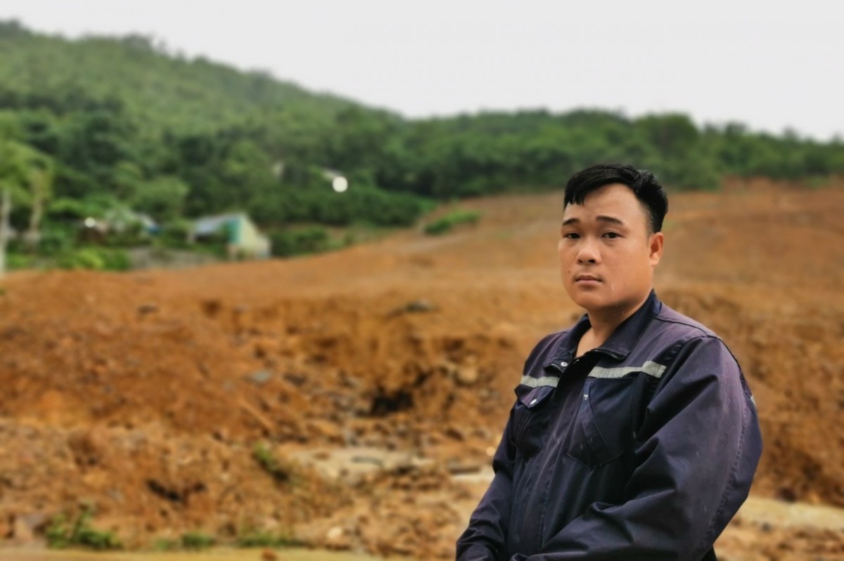 Sau sự cố sập biệt thự, gia đình anh Thắng gần như trắng tay và chưa thể mua lại đất mới dựng nhà. Ảnh: Bảo An Sau sự cố sập biệt thự, gia đình anh Thắng gần như trắng tay và chưa thể mua lại đất mới dựng nhà. Ảnh: Bảo An