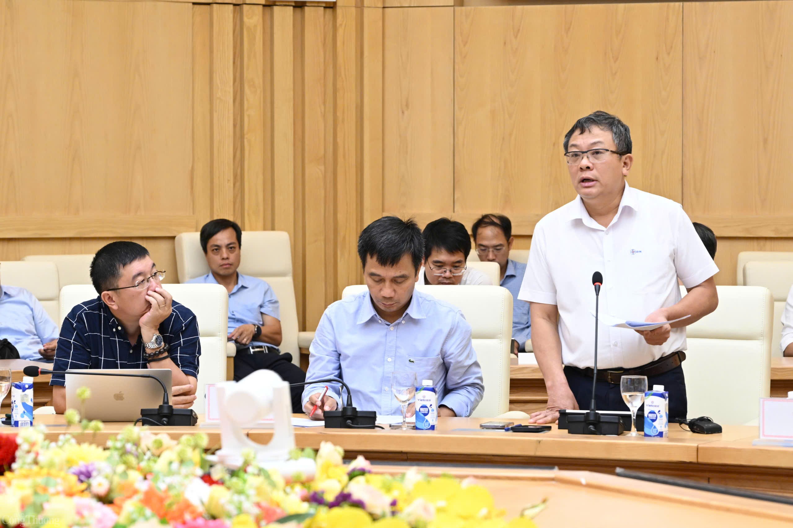 Họp trực tuyến với UBND các tỉnh Đồng Nai, Quảng Nam, Nghệ An, Thanh Hóa về các dự án điện Họp trực tuyến với UBND các tỉnh Đồng Nai, Quảng Nam, Nghệ An, Thanh Hóa về các dự án điện