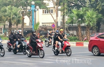 Dự báo thời tiết hôm nay ngày 18/10/2024: Bắc Bộ, Trung Bộ ngày nắng; Tây Nguyên, Nam Bộ mưa to chiều tối