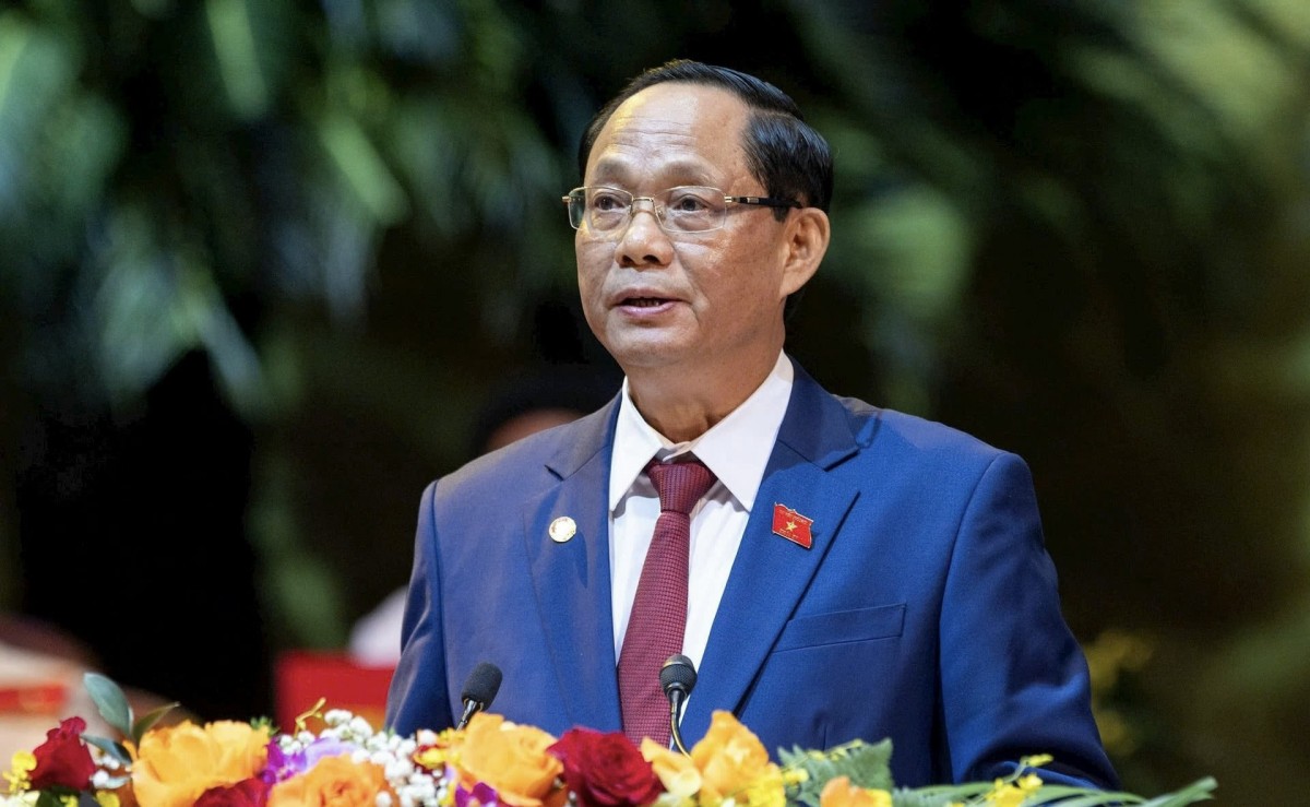 Phó Chủ tịch Quốc hội Trần Quang Phương thông tin về công tác phối hợp giữa Quốc hội và UBTƯ MTTQ Việt Nam tại phiên bế mạc Đại hội đại biểu toàn quốc MTTQ Việt Nam lần thứ X, nhiệm kỳ 2024 - 2029. Ảnh: Quang Vinh. Phó Chủ tịch Quốc hội Trần Quang Phương thông tin về công tác phối hợp giữa Quốc hội và UBTƯ MTTQ Việt Nam tại phiên bế mạc Đại hội đại biểu toàn quốc MTTQ Việt Nam lần thứ X, nhiệm kỳ 2024 - 2029. Ảnh: Quang Vinh.