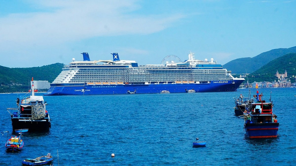 Tàu du lịch chở hơn 2.300 khách sẽ cập Cảng quốc tế Cam Ranh ngày 23/10