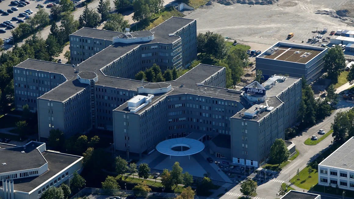 Airbus có kế hoạch cắt giảm tới 2.500 việc làm trong bộ phận quốc phòng và vũ trụ
