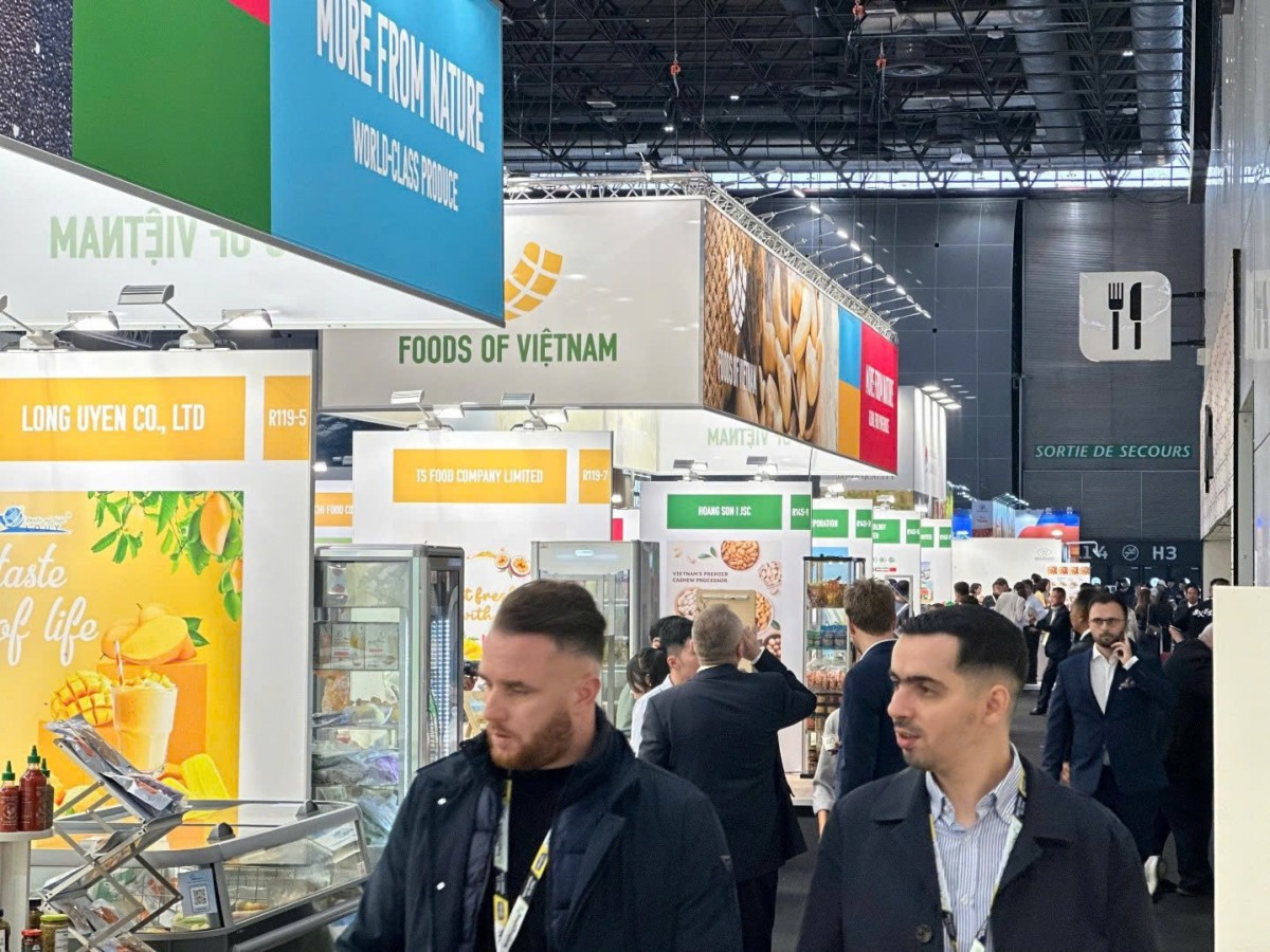 Hội chợ Quốc tế Công nghiệp thực phẩm Sial Paris 2024 là cơ hội để nông sản Việt Nam vươn xa tới đông đảo người tiêu dùng tại thị trường Pháp. Hội chợ Quốc tế Công nghiệp thực phẩm Sial Paris 2024 là cơ hội để nông sản Việt Nam vươn xa tới đông đảo người tiêu dùng tại thị trường Pháp.