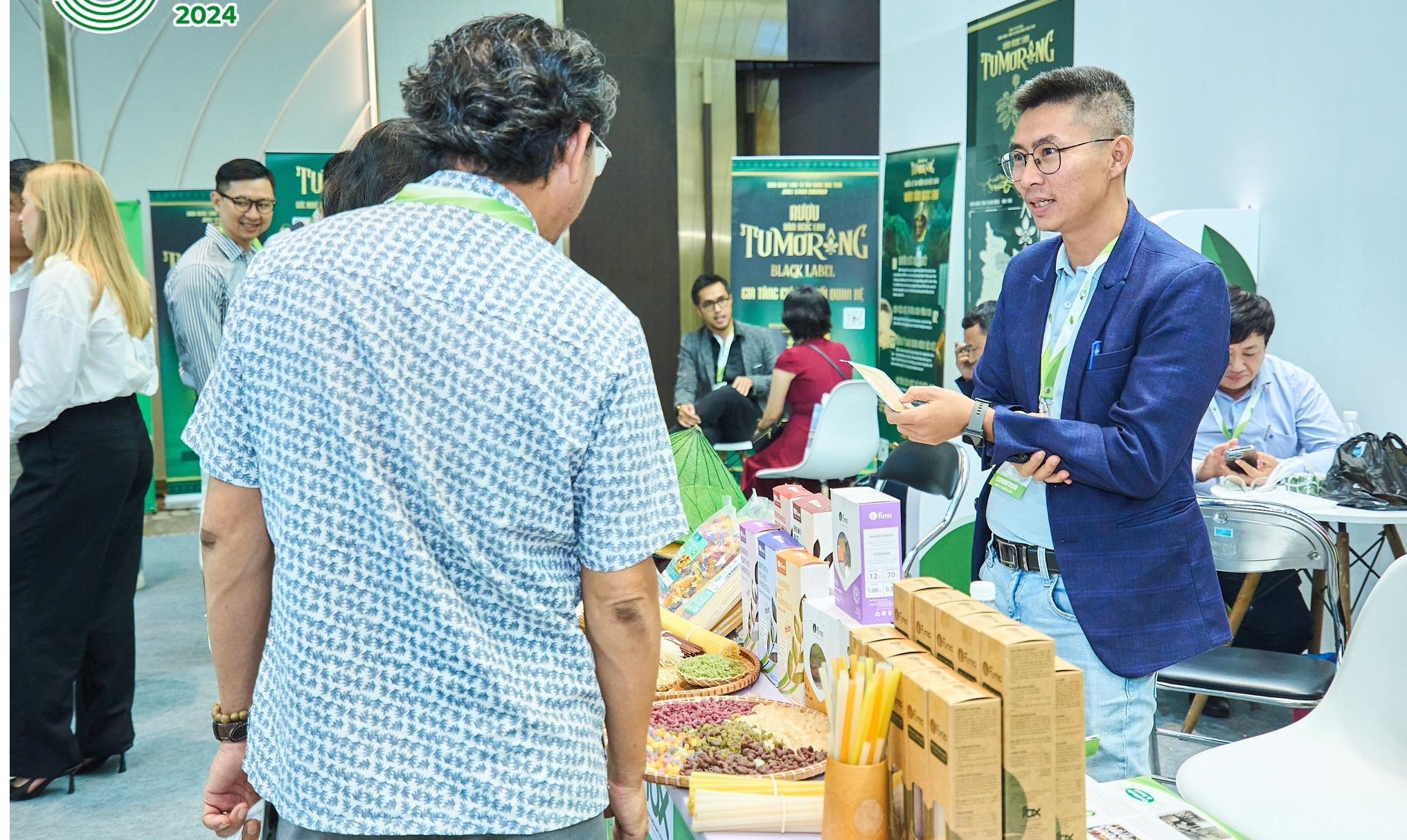 Hàng trăm gian hàng hội tụ tại Diễn đàn và Triển lãm Kinh tế Xanh - GEFE 2024