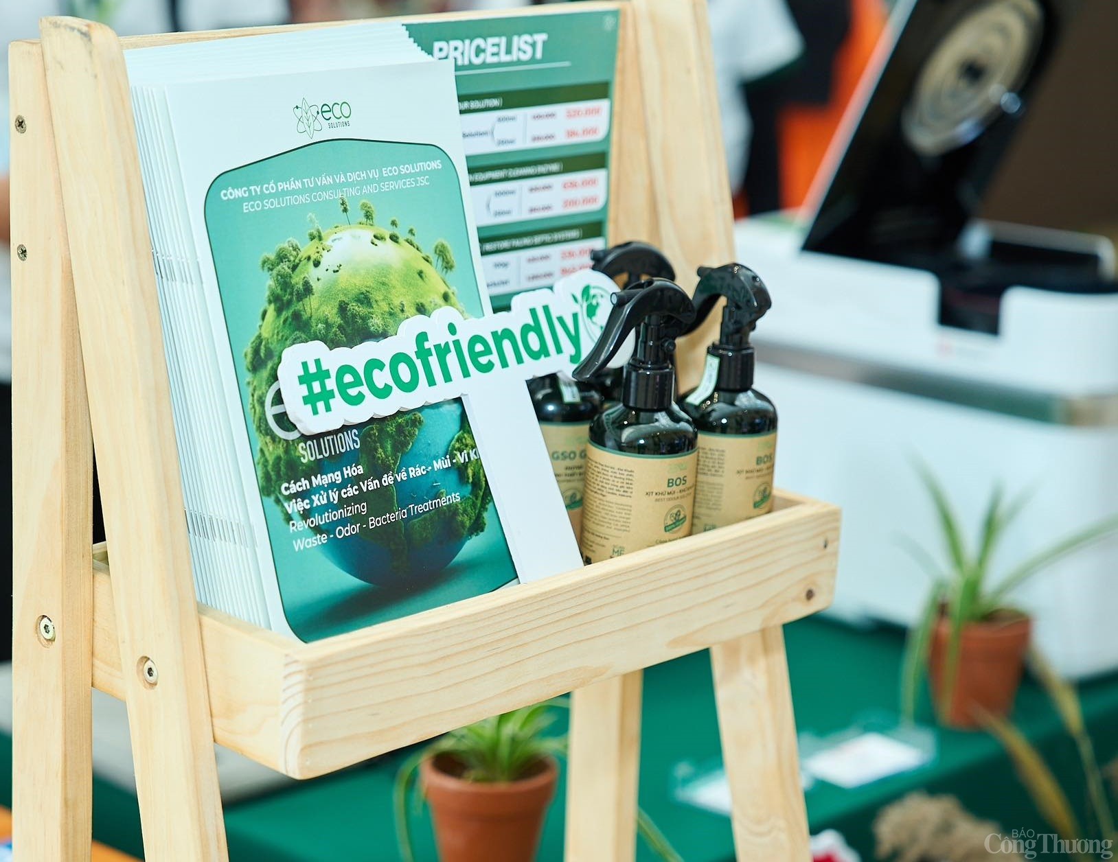 Hàng trăm gian hàng hội tụ tại Diễn đàn và Triển lãm Kinh tế Xanh - GEFE 2024