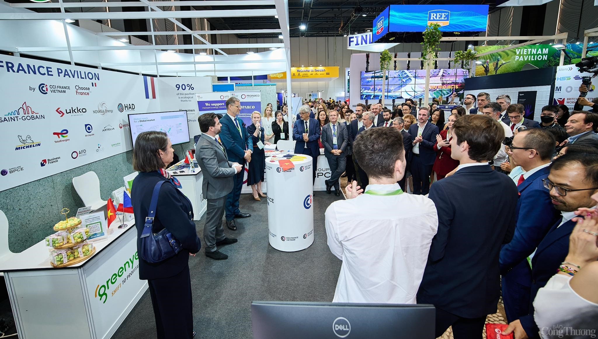 Hàng trăm gian hàng hội tụ tại Diễn đàn và Triển lãm Kinh tế Xanh - GEFE 2024