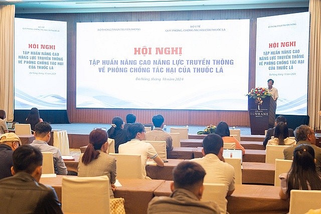 Hội nghị tập huấn nâng cao năng lực truyền thông về phòng chống tác hại thuốc lá. Hội nghị tập huấn nâng cao năng lực truyền thông về phòng chống tác hại thuốc lá.