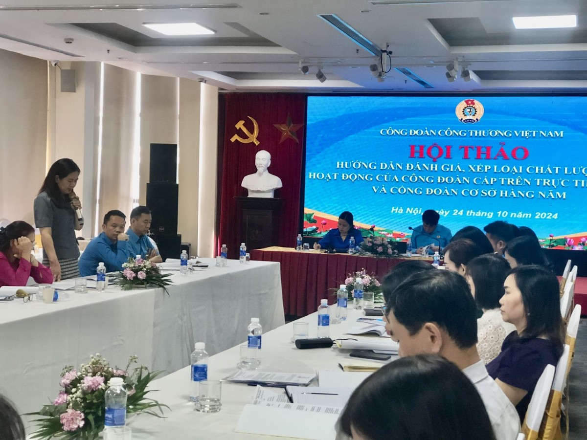 Các đại biểu tham dự hội thảo Các đại biểu tham dự hội thảo