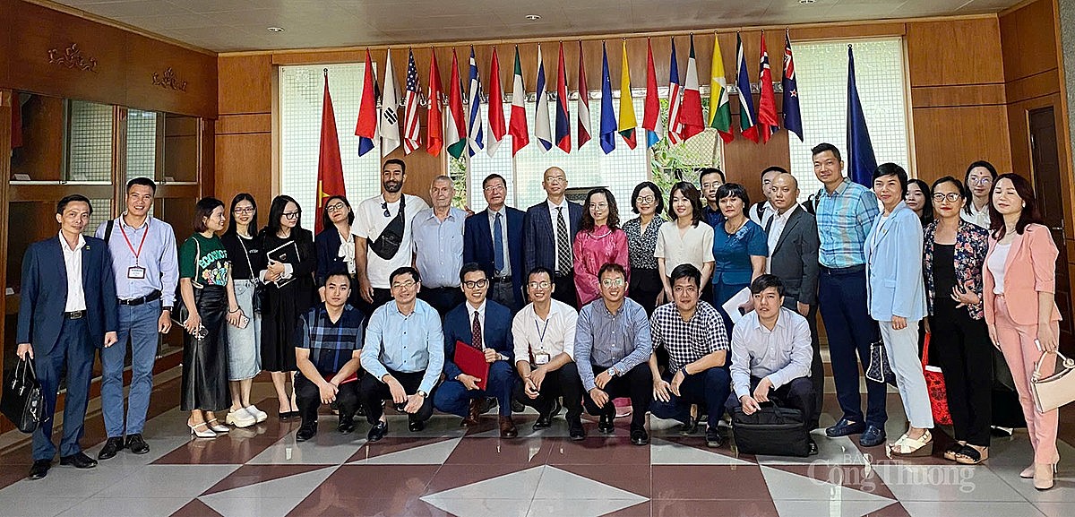 Bộ Công Thương: Kết nối giao thương doanh nghiệp Việt Nam và Ả Rập Bộ Công Thương: Kết nối giao thương doanh nghiệp Việt Nam và Ả Rập