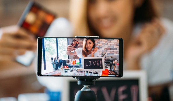 ổng cục Thuế đã và đang triển khai đồng bộ nhiều giải pháp nhằm tăng cường công tác quản lý thuế đối với hoạt động thương mại điện tử ổng cục Thuế đã và đang triển khai đồng bộ nhiều giải pháp nhằm tăng cường công tác quản lý thuế đối với hoạt động thương mại điện tử