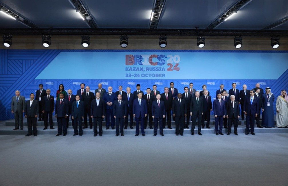 Chuyến công tác của Thủ tướng khẳng định một Việt Nam bản lĩnh, tự chủ, tự lực, tự cường để bước vào kỷ nguyên vươn mình của dân tộc Chuyến công tác của Thủ tướng khẳng định một Việt Nam bản lĩnh, tự chủ, tự lực, tự cường để bước vào kỷ nguyên vươn mình của dân tộc