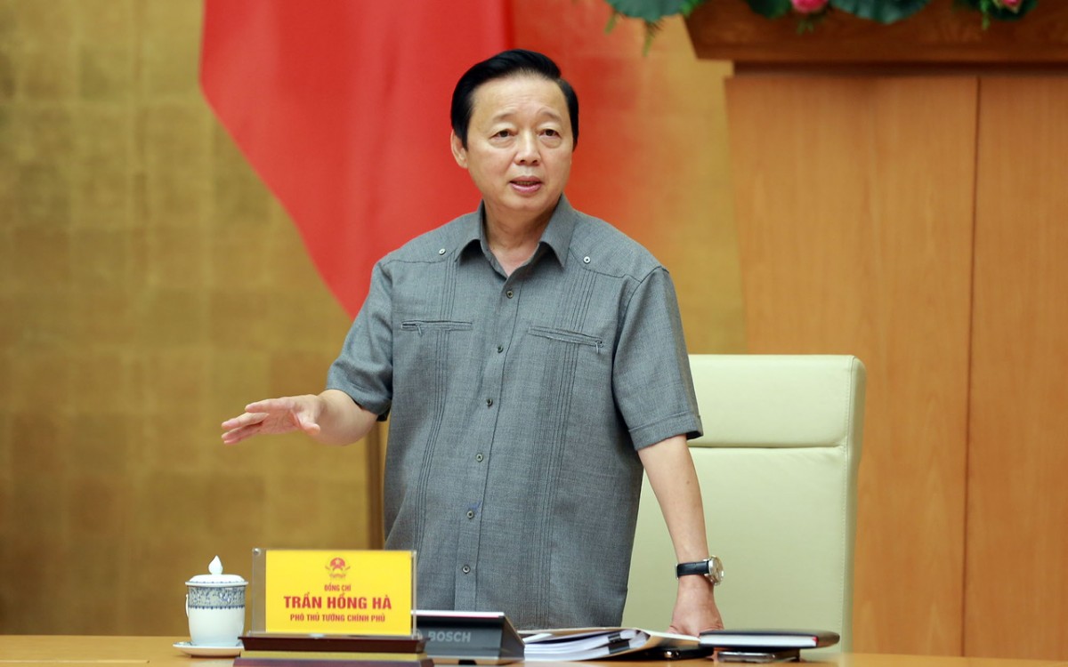 Phó Thủ tướng Trần Hồng chủ trì cuộc họp gỡ thẻ vàng IUU Phó Thủ tướng Trần Hồng chủ trì cuộc họp gỡ thẻ vàng IUU