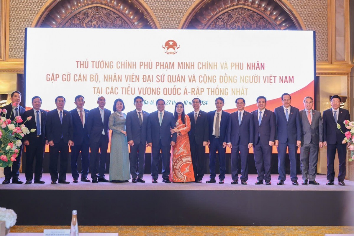 Tạo đột phá trong quan hệ song phương để tác động tích cực đến cuộc sống người Việt Nam tại UAE Tạo đột phá trong quan hệ song phương để tác động tích cực đến cuộc sống người Việt Nam tại UAE