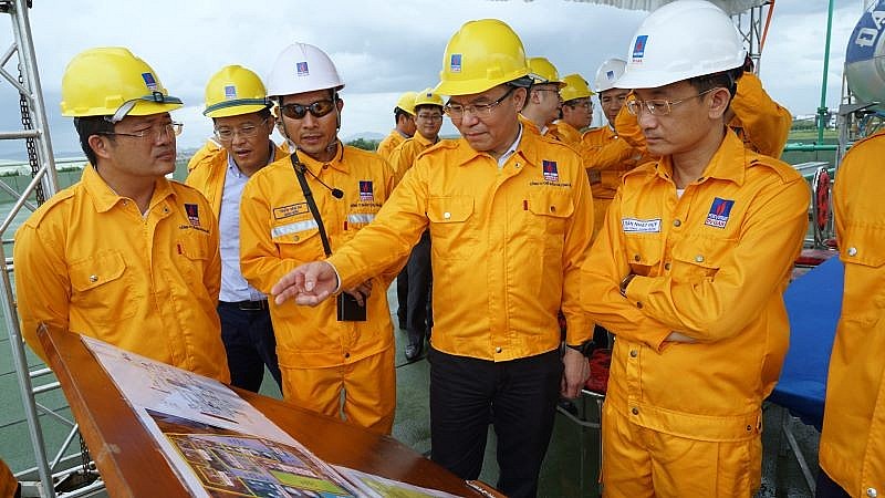 Petrovietnam vươn lên mạnh mẽ nhờ “quản trị biến động” Petrovietnam vươn lên mạnh mẽ nhờ “quản trị biến động”