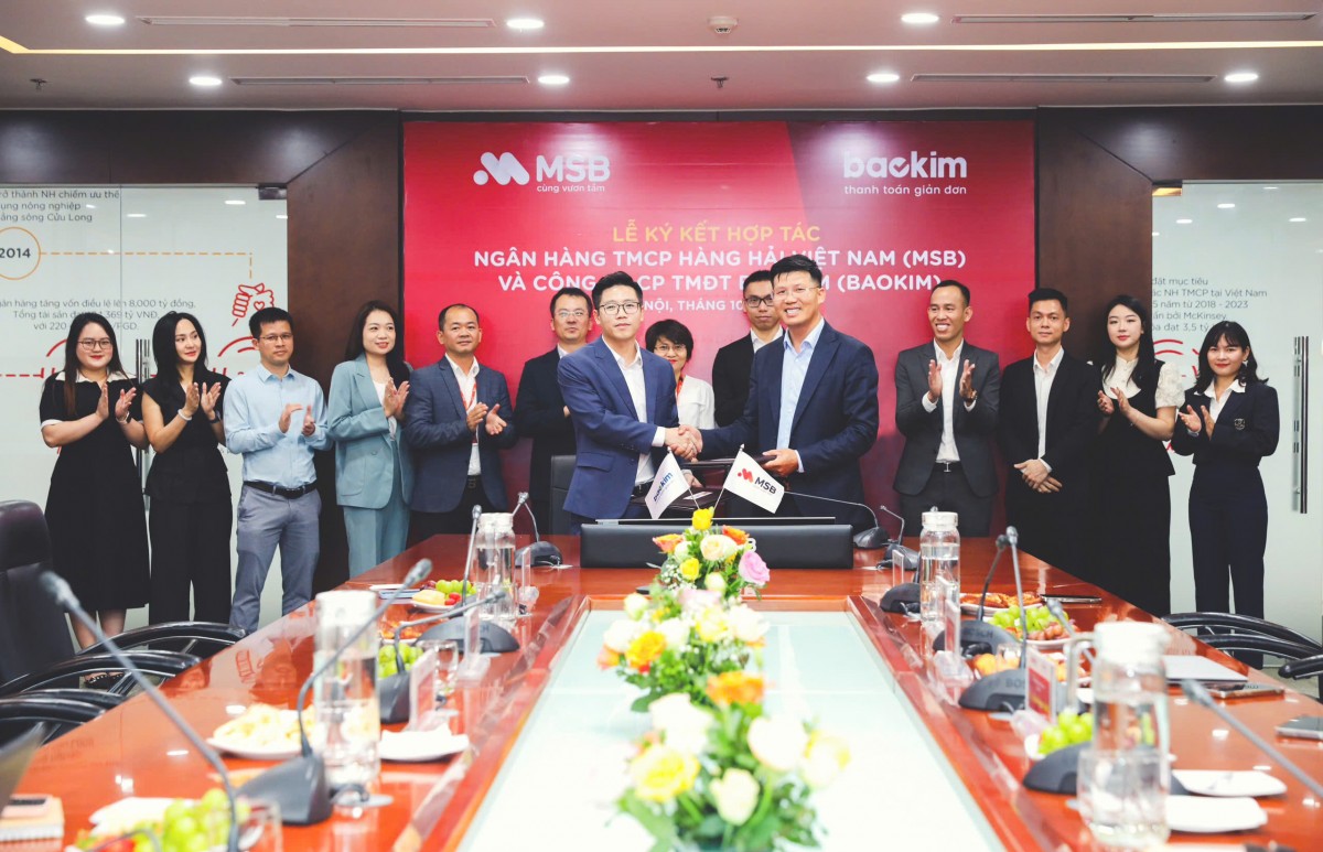 Nhiều ngân hàng và tổ chức trung gian thanh toán tiếp tục đẩy mạnh thanh toán xuyên biên giới Nhiều ngân hàng và tổ chức trung gian thanh toán tiếp tục đẩy mạnh thanh toán xuyên biên giới