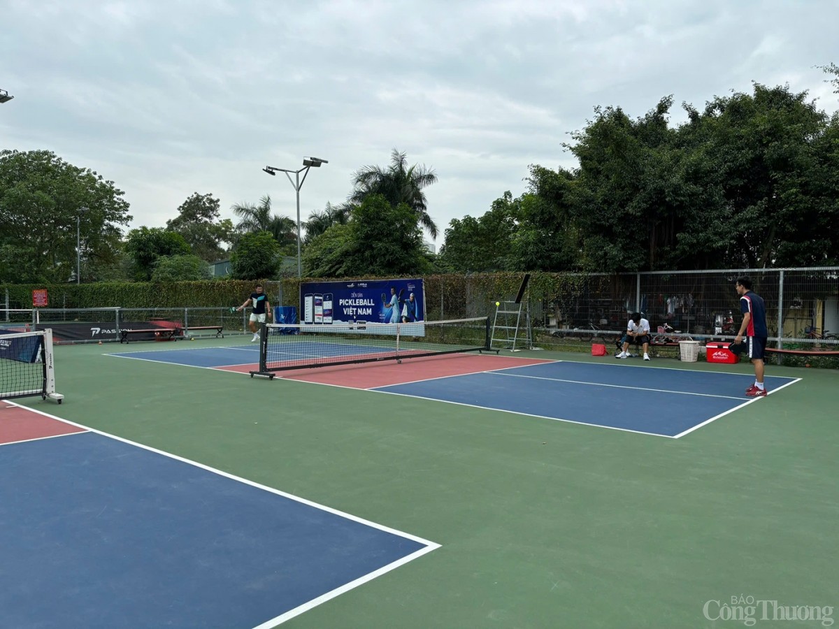 Thanh Trì (Hà Nội): Sân pickleball mọc lên như nấm trên đất nông nghiệp và các dự án bỏ hoang