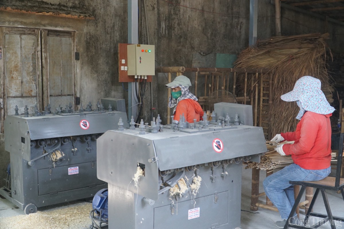 Các doanh nghiệp sản xuất tại TP. Đà Nẵng ngày càng chú trọng đầu tư đổi mới máy móc, chuyển đổi xanh - số để tăng sức cạnh tranh cho doanh nghiệp Các doanh nghiệp sản xuất tại TP. Đà Nẵng ngày càng chú trọng đầu tư đổi mới máy móc, chuyển đổi xanh - số để tăng sức cạnh tranh cho doanh nghiệp