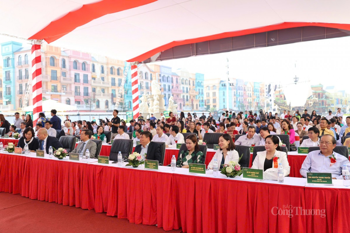 Khai mạc Triển lãm các sản phẩm OCOP xuất khẩu lần thứ nhất Khai mạc Triển lãm các sản phẩm OCOP xuất khẩu lần thứ nhất