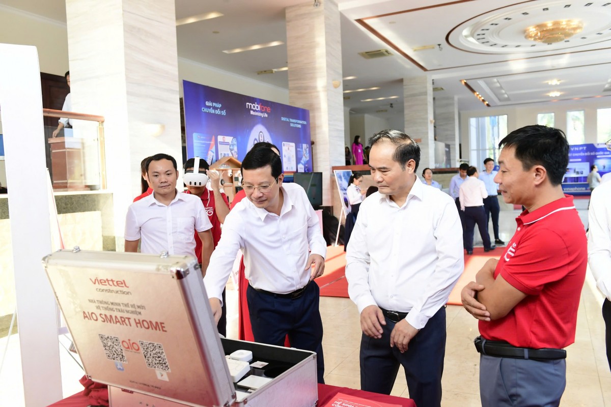 Tuyên Quang: Ứng dụng số, chuyển đối số trong phát triển kinh tế xã hội Tuyên Quang: Ứng dụng số, chuyển đối số trong phát triển kinh tế xã hội