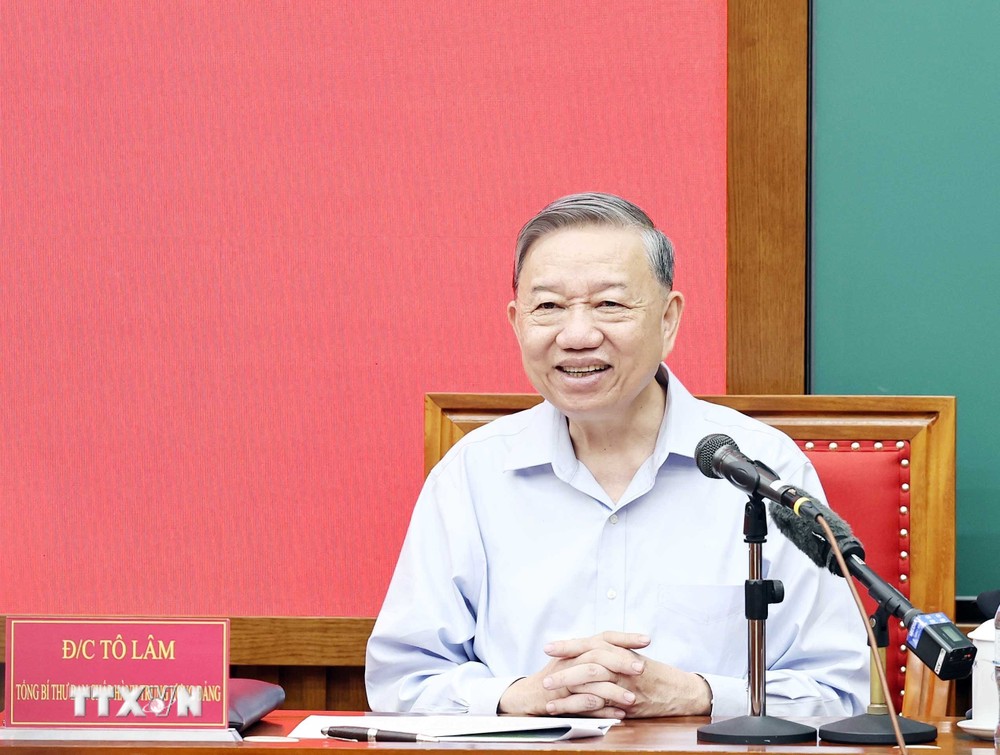 Tổng Bí thư Tô Lâm trao đổi với các học viên cán bộ quy hoạch Ủy viên Trung ương Đảng khóa 14 về kỷ nguyên mới, kỷ nguyên vươn mình của dân tộc. (Ảnh: Thống Nhất/TTXVN) ttxvn_tong_bi_thu_to_lam_trao_doi_voi_cac_hoc_vien_lop_can_bo_quy_hoach_trung_uong_1.jpg