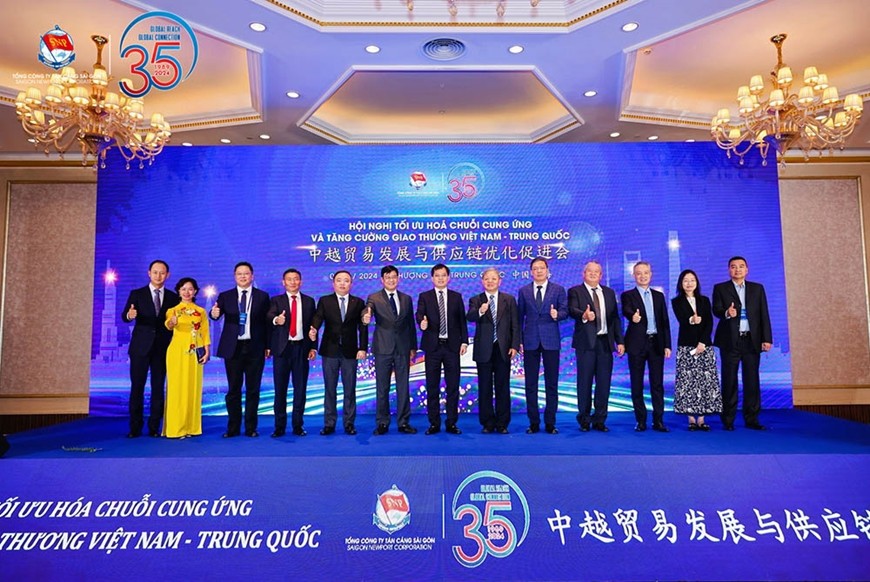 Đại diện các lãnh đạo khách mời của hai nước Việt Nam - Trung Quốc