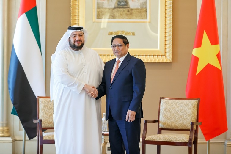 Thủ tướng Phạm Minh Chính tiếp Bộ trưởng Bộ Đầu tư UAE Mohammed Bin Hassan Al Suwaidi - Ảnh: VGP/Nhật Bắc Thủ tướng Phạm Minh Chính tiếp Bộ trưởng Bộ Đầu tư UAE Mohammed Bin Hassan Al Suwaidi - Ảnh: VGP/Nhật Bắc