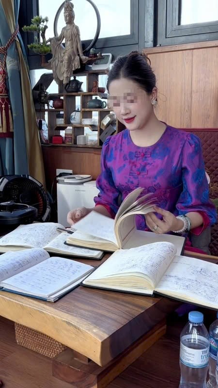 Loạn thầy bói, cô đồng online: Chiêu trò cũ, nạn nhân mới Loạn thầy bói, cô đồng online: Chiêu trò cũ, nạn nhân mới