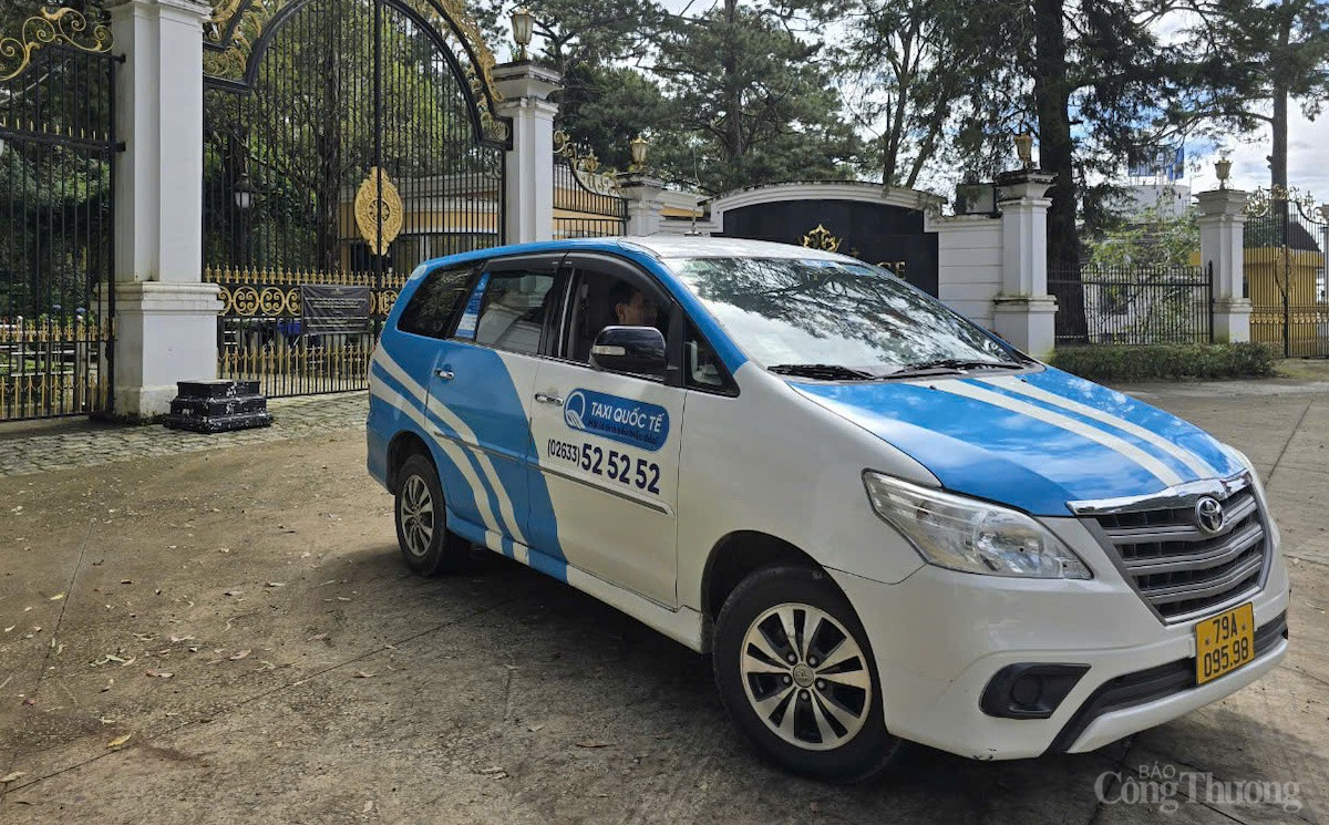 Điểm du lịch Dinh Bảo Đại tại Đà Lạt xuống cấp nghiêm trọng sau hơn 6 tháng dừng đón khách