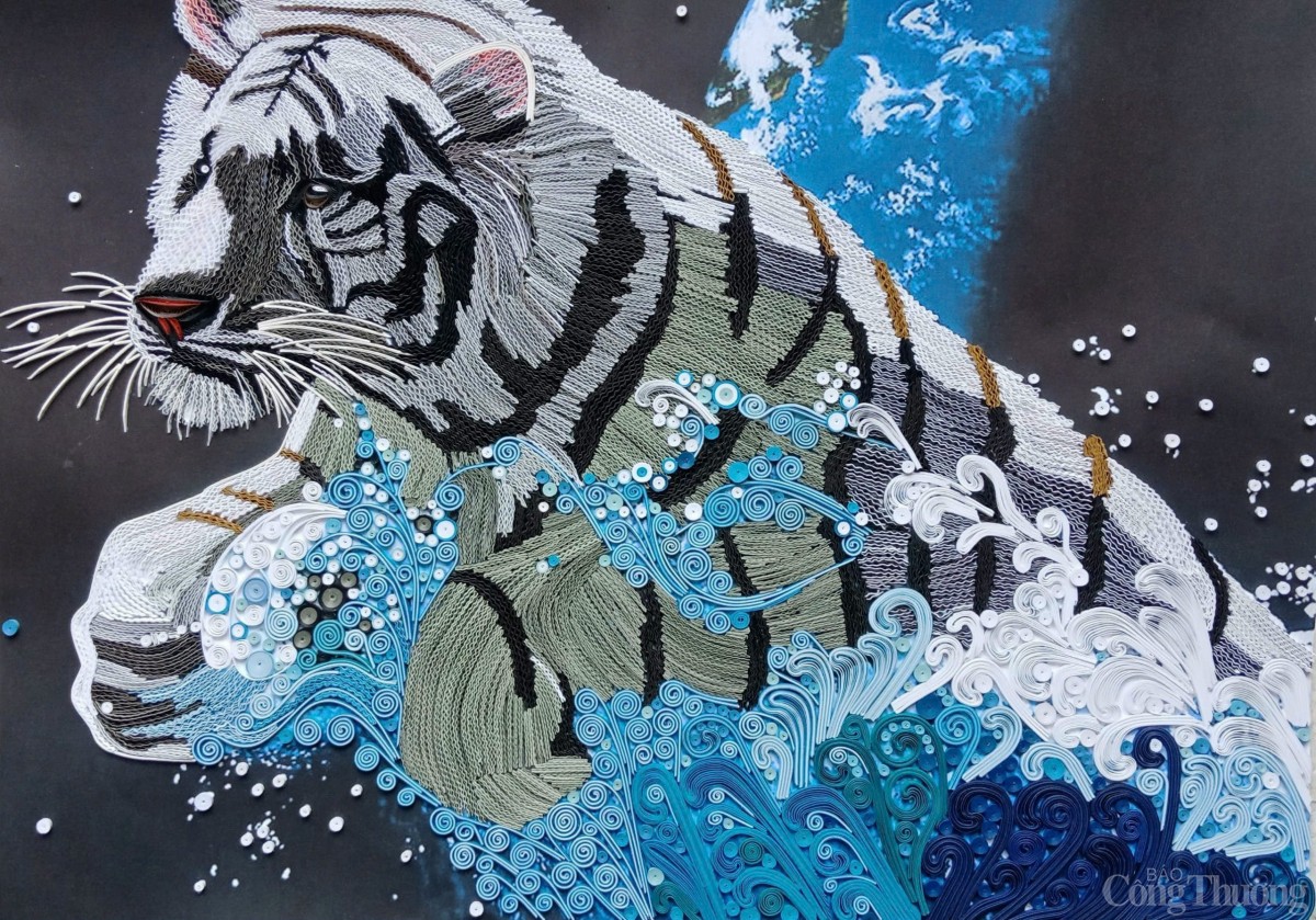 Cô gái ở Kon Tum 'vẽ' sắc màu cuộc sống bằng tranh giấy xoắn Cô gái ở Kon Tum 'vẽ' sắc màu cuộc sống bằng tranh giấy xoắn