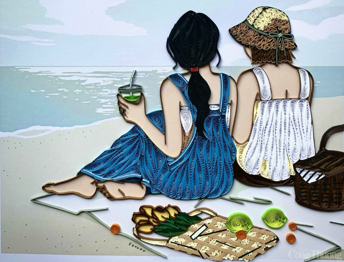 Cô gái ở Kon Tum 'vẽ' sắc màu cuộc sống bằng tranh giấy xoắn Cô gái ở Kon Tum 'vẽ' sắc màu cuộc sống bằng tranh giấy xoắn