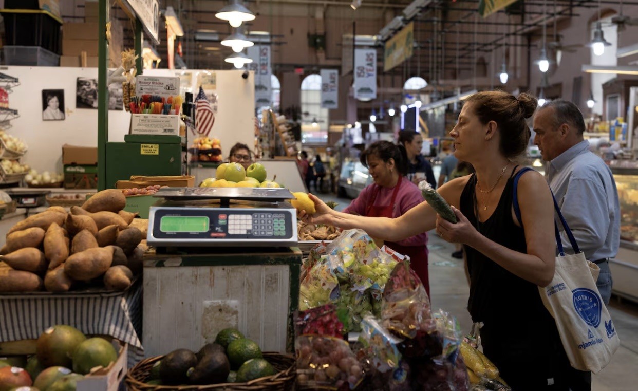 Kinh tế Mỹ được dự báo tỏa sáng trước thềm bầu cử