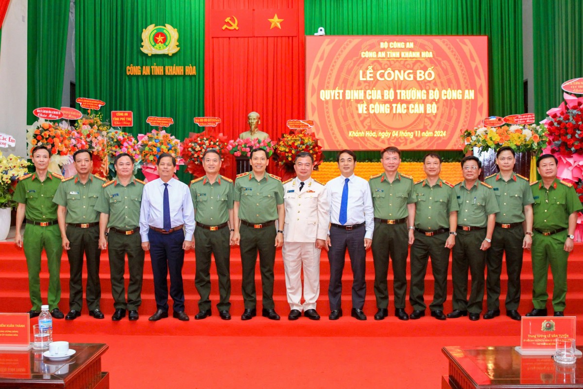 Phó Giám đốc Công an tỉnh Phú Thọ làm Giám đốc Công an tỉnh Khánh Hòa Phó Giám đốc Công an tỉnh Phú Thọ làm Giám đốc Công an tỉnh Khánh Hòa