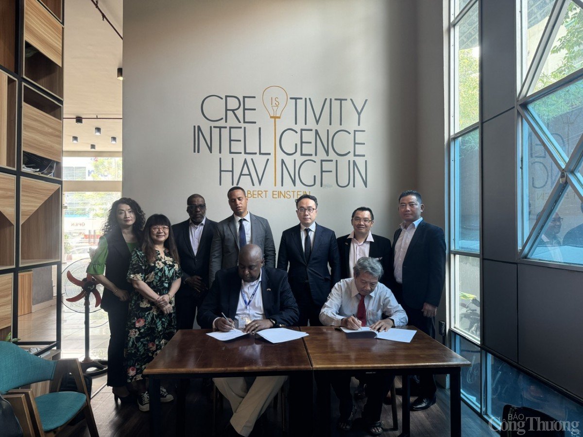 Xelex Việt Nam ra mắt mẫu laptop và máy tính bảng Latimer tại thị trường Mỹ