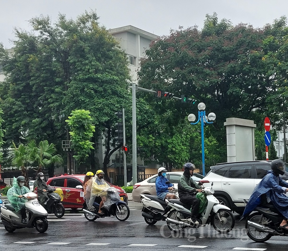 Dự báo thời tiết ngày mai 6/11/2024: Hà Tĩnh đến Bình Định tiếp tục mưa lớn trên 300mm