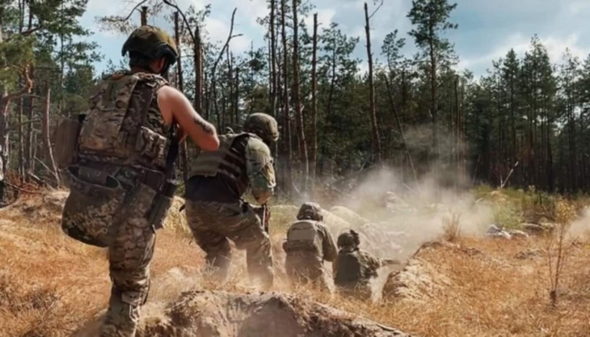 Tổng thống Ukraine Zelensky cho biết trong một cuộc phỏng vấn rằng, tỷ lệ sức mạnh giữa Quân đội Ukraine và Quân đội Nga đã đạt tới 1:8. Tổng thống Ukraine Zelensky cho biết trong một cuộc phỏng vấn rằng, tỷ lệ sức mạnh giữa Quân đội Ukraine và Quân đội Nga đã đạt tới 1:8.