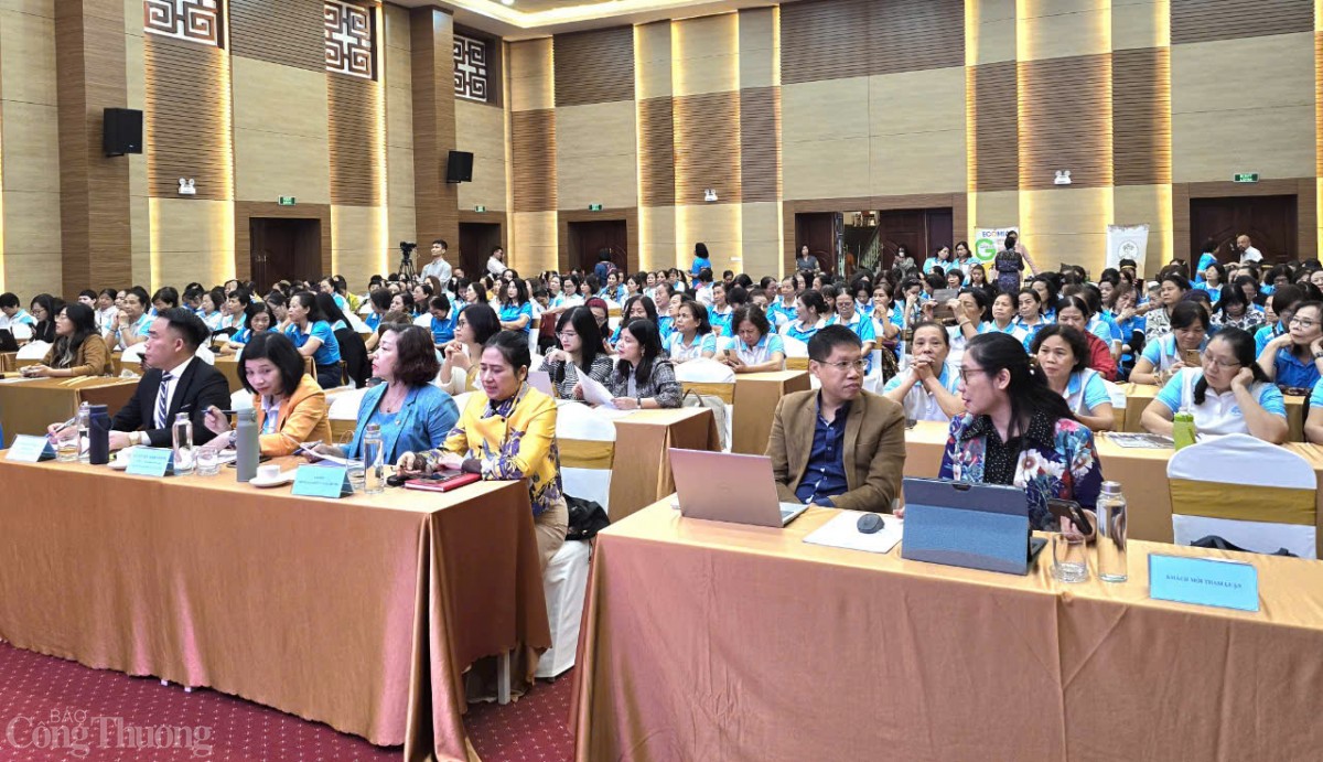 Diễn dàn Phụ nữ với kinh tế tuần hoàn Diễn dàn Phụ nữ với kinh tế tuần hoàn