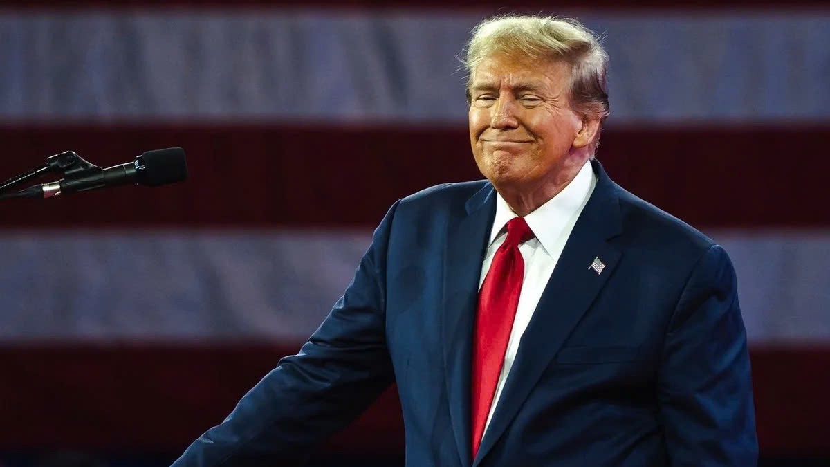 Cựu Tổng thống Donald Trump tại cuộc vận động tranh cử tại Lancaster, Pennsylvania. Ảnh: AP Cựu Tổng thống Donald Trump tại cuộc vận động tranh cử tại Lancaster, Pennsylvania. Ảnh: AP