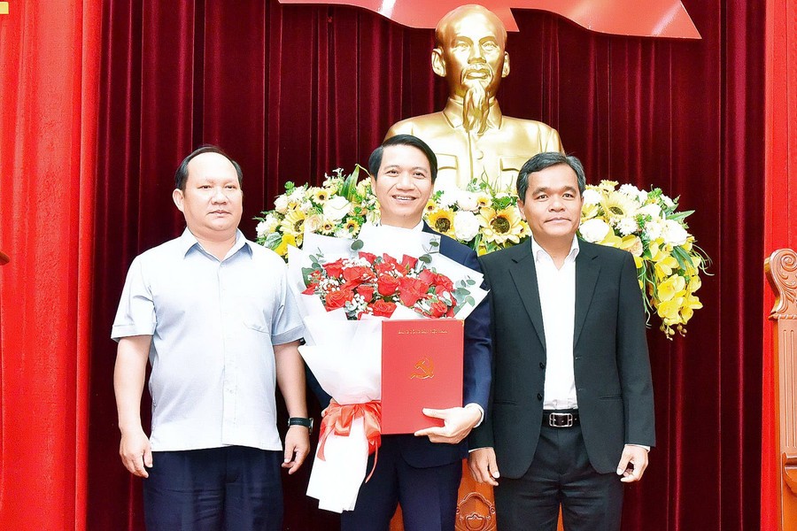 Bí thư Thường trực Trung ương Đoàn làm Phó Bí thư Tỉnh ủy Gia Lai Bí thư Thường trực Trung ương Đoàn làm Phó Bí thư Tỉnh ủy Gia Lai