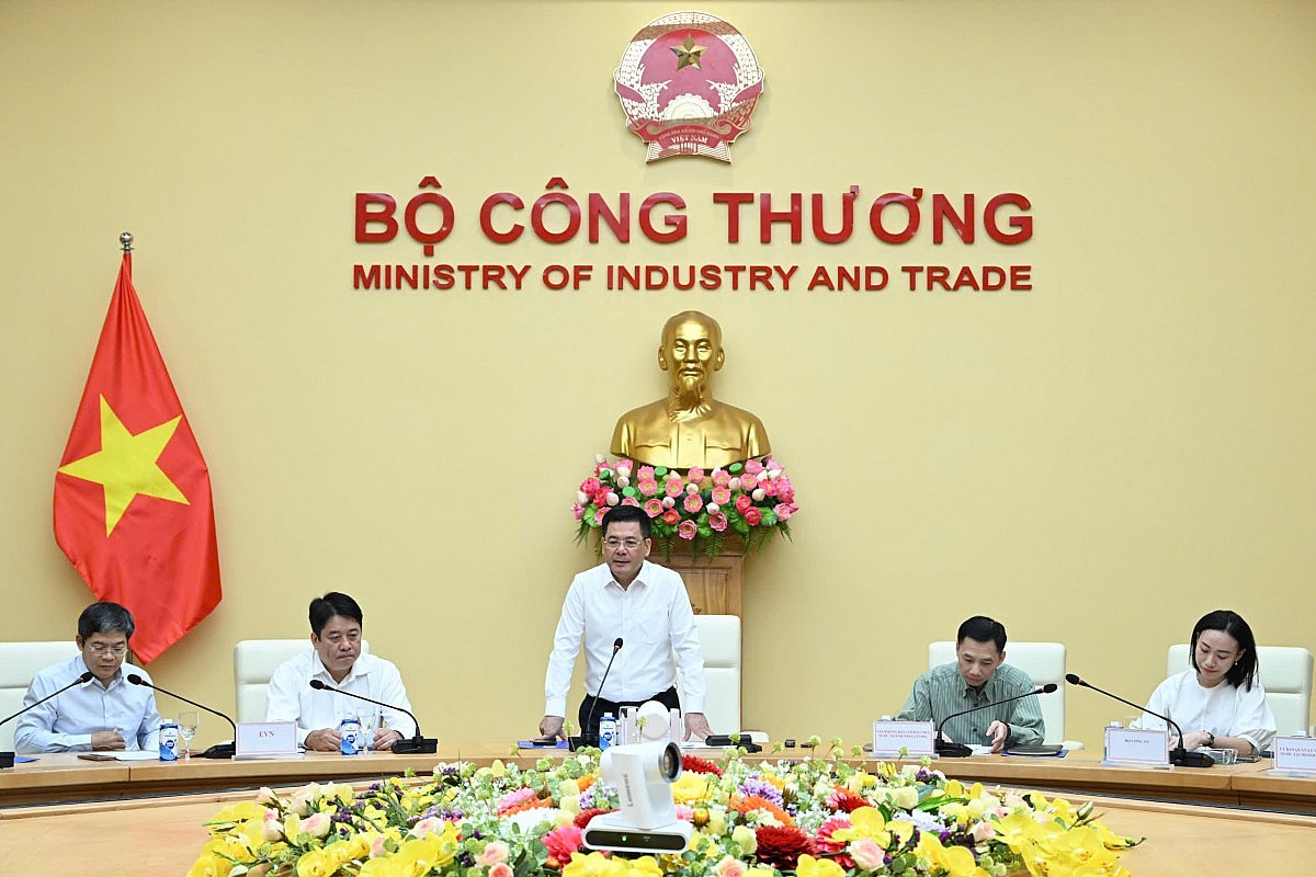 Bộ trưởng Bộ Công Thương: Những nhiệm vụ trọng tâm để gỡ vướng cho các dự án lưới điện Bộ trưởng Bộ Công Thương: Những nhiệm vụ trọng tâm để gỡ vướng cho các dự án lưới điện