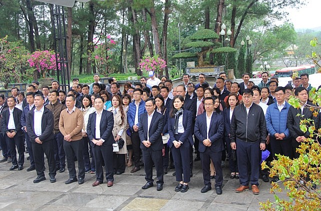 Bài 2: Tổ chức sinh hoạt chuyên đề “Đúng-Trúng -Hay”