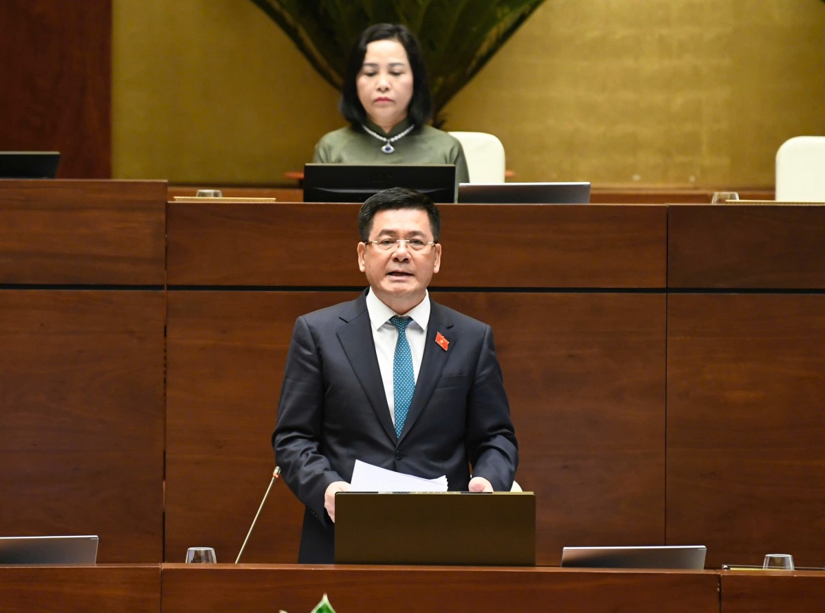 Bộ trưởng Bộ Công Thương giải trình vấn đề đại biểu nêu về dự thảo Luật Điện lực (sửa đổi) Bộ trưởng Bộ Công Thương giải trình vấn đề đại biểu nêu về dự thảo Luật Điện lực (sửa đổi)