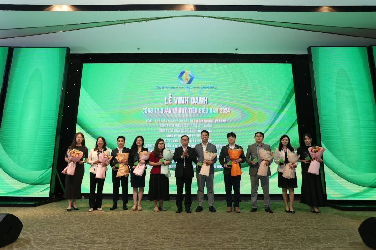 Techcom Capital đóng hơn 114 tỷ đồng thuế năm 2022 – 2023, hoàn tất nộp bổ sung 94,8 triệu đồng Techcom Capital đóng hơn 114 tỷ đồng thuế năm 2022 – 2023, hoàn tất nộp bổ sung 94,8 triệu đồng