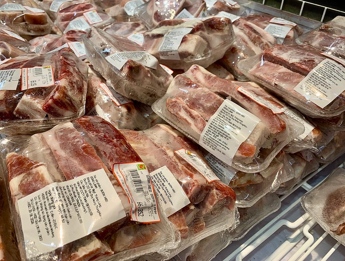 Việt Nam nhập khẩu thịt heo nhiều nhất từ quốc gia nào?