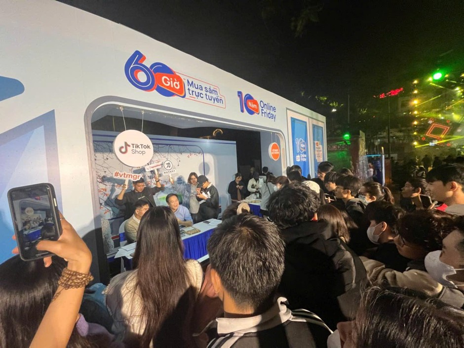 Online Friday 2024: Khuấy động thị trường thương mại điện tử cuối năm Online Friday 2024: Khuấy động thị trường thương mại điện tử cuối năm